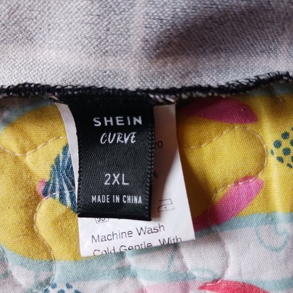 SHEIN CURVE MINI Dress Size 2XL Black/White Plaid Grid Pattern - Picture 4 of 5